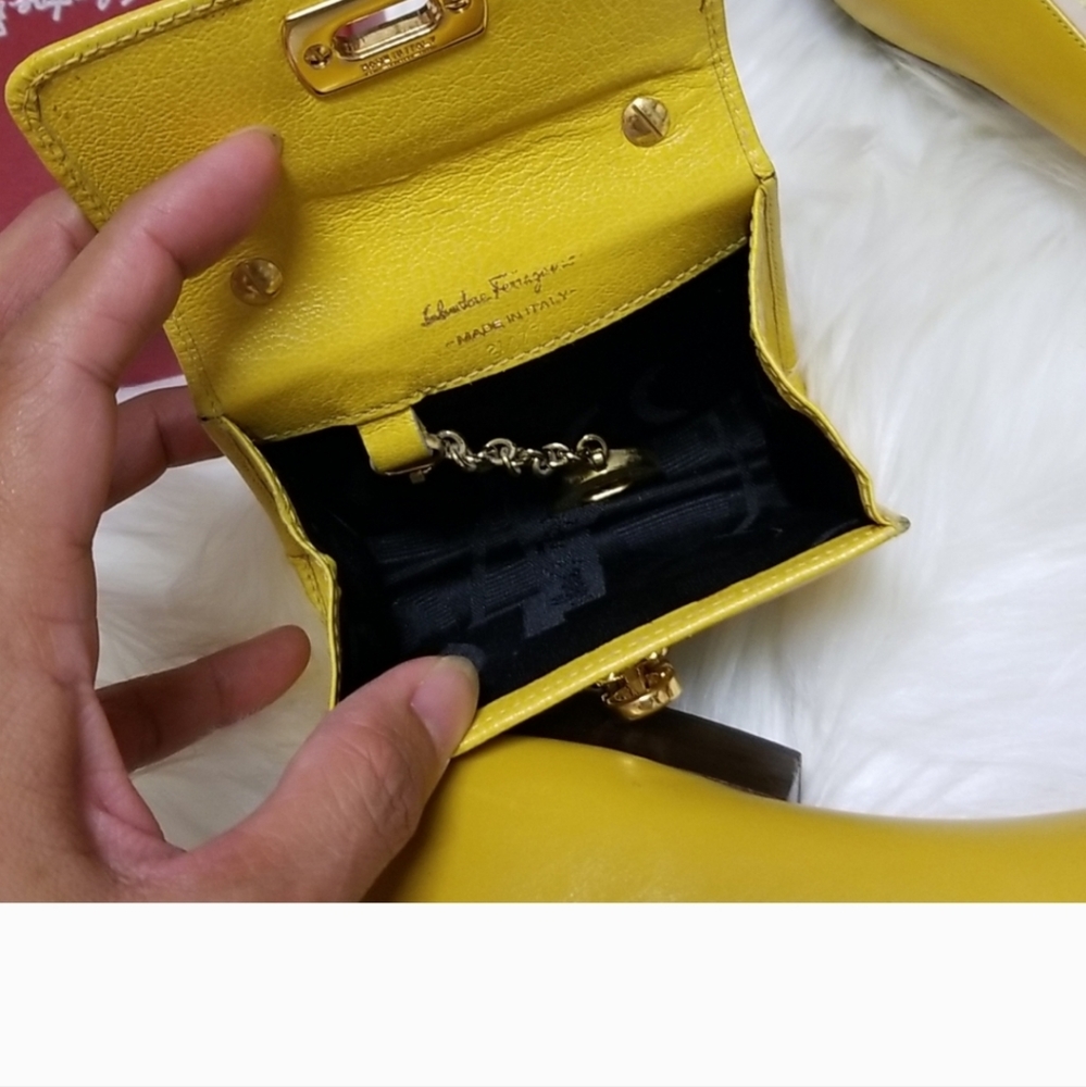 Vintage Salvatore Ferragamo kira belt bag - Picture 6 of 11